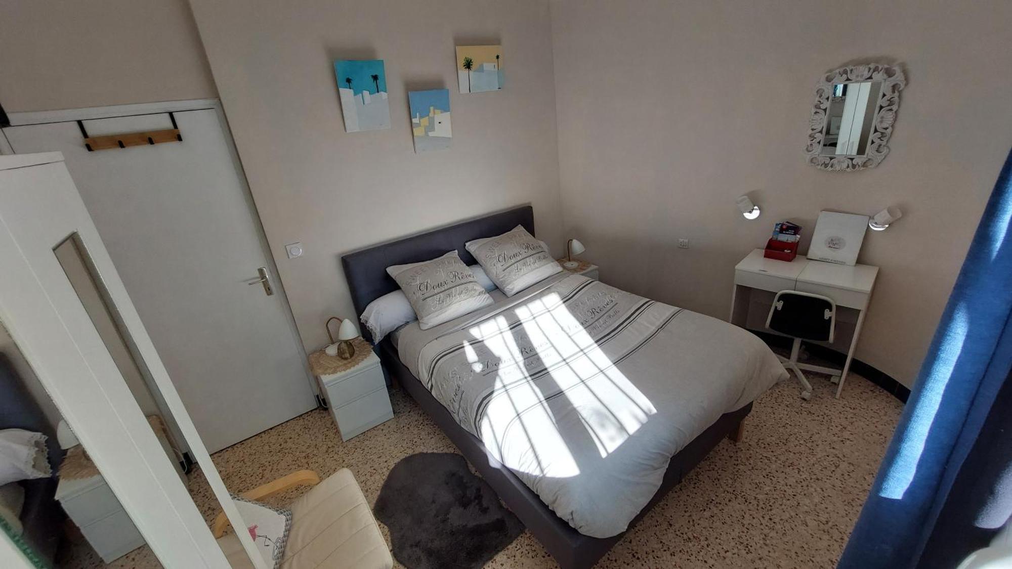 Апартаменты A 10Mn Des Arenes F2 Au Calme Avec Garage Gratuit Ним Экстерьер фото